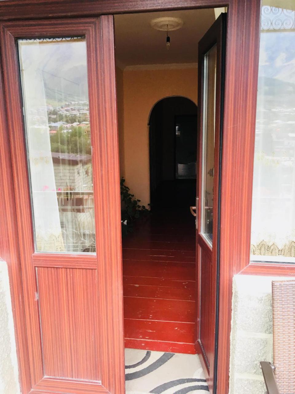 Maia'S Guest House Gergeti كازباجي المظهر الخارجي الصورة